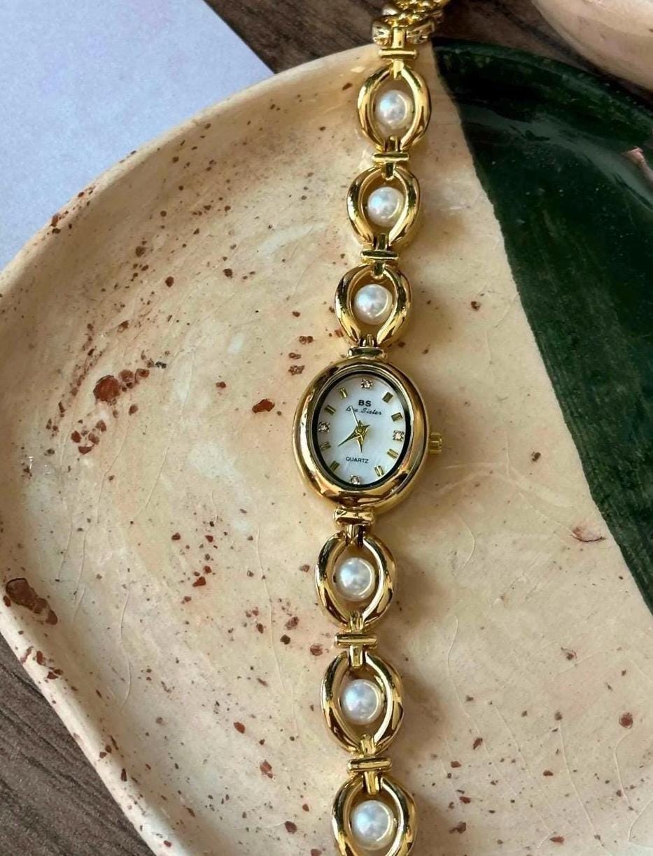 Pearl Gold women’s Watch | Vintage inspired