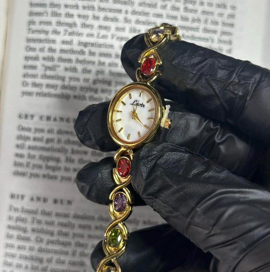 Vintage Dainty Gold Watch, Old Money women watch