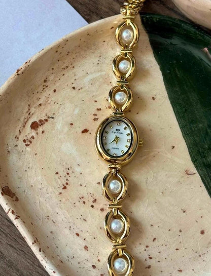 Pearl Gold women’s Watch | Vintage inspired